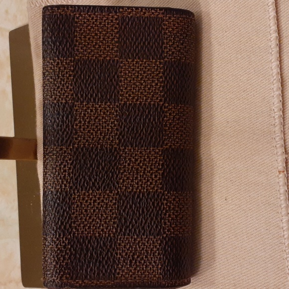 LOUIS VUITTON DAMIER CASE AUTHENTIC KEY HOLDER - Picture 3 of 13